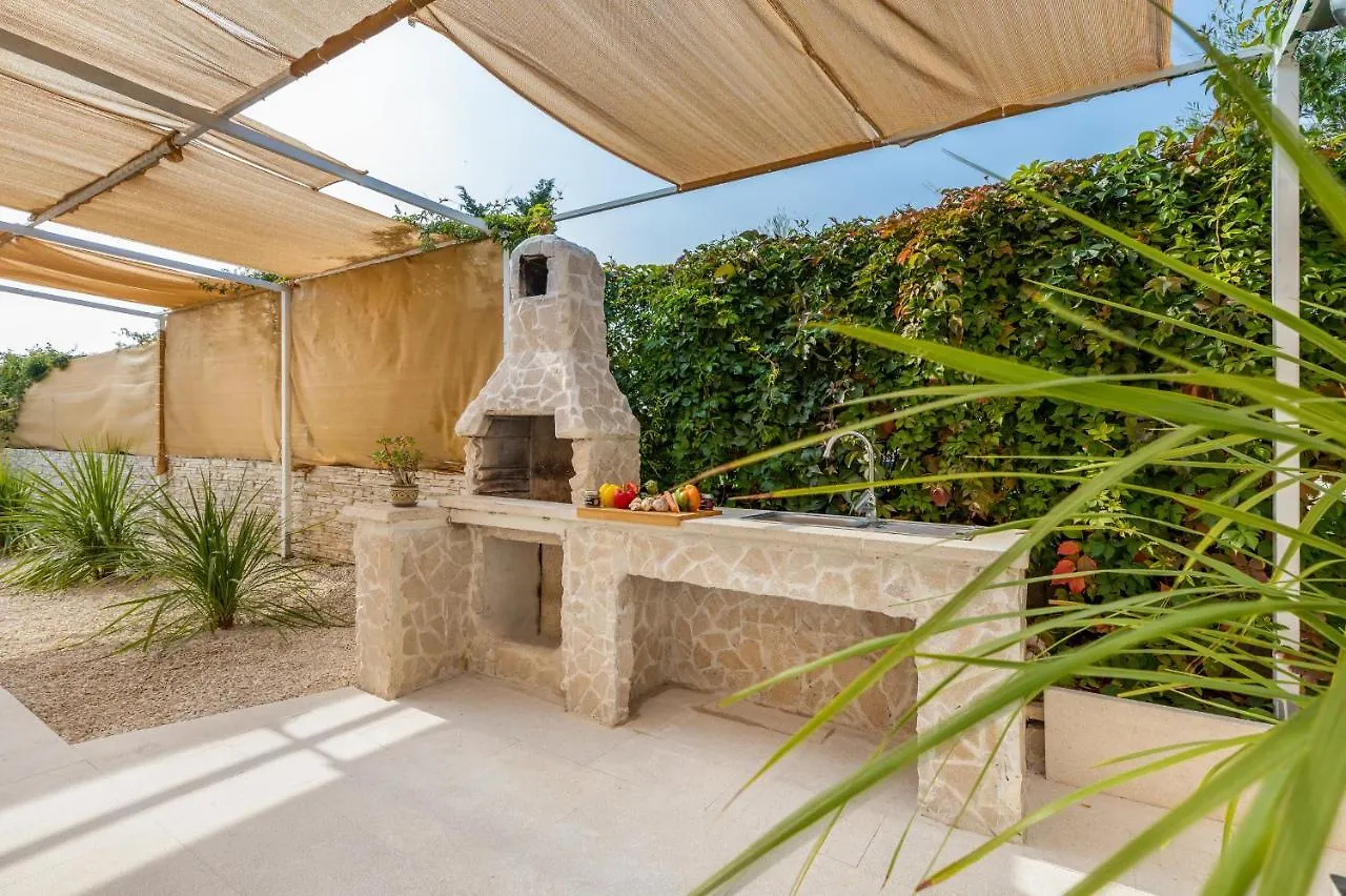 Villa Ostone Pula Croatia